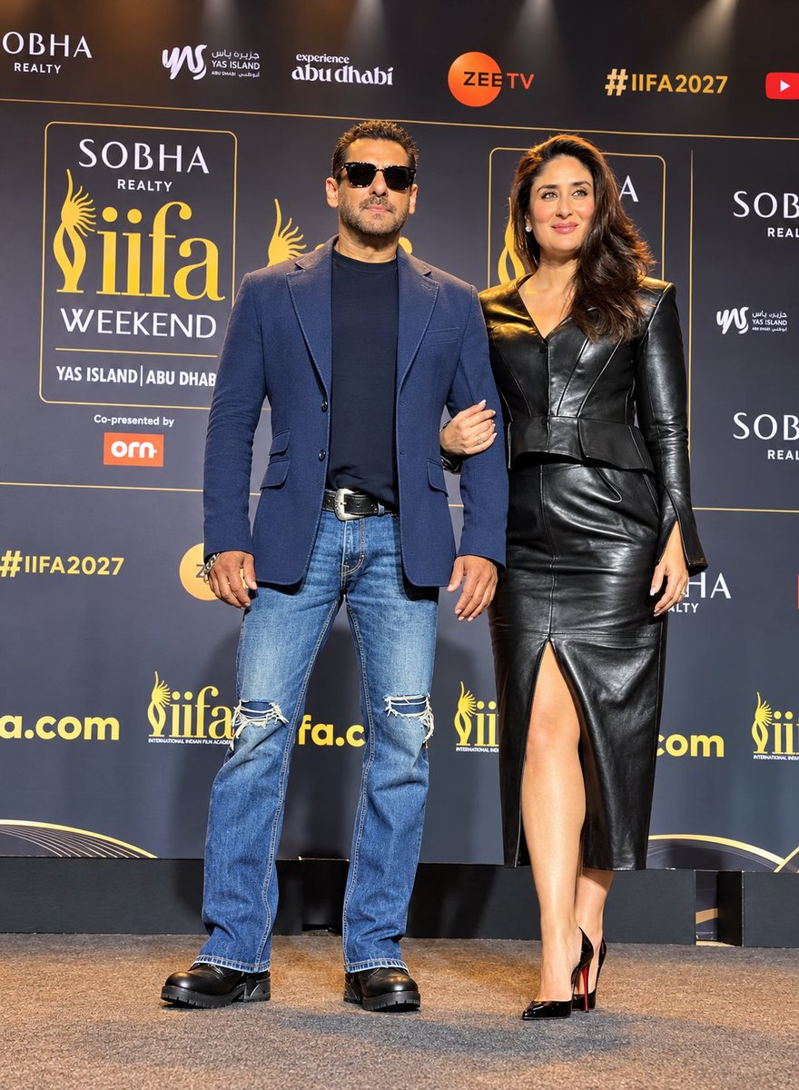 Die__Heart__Fan's tweet photo. "Swag level: Off the charts! 📈 
Salman Bhai and Kareena BeBo dominating the event like true bosses! 😎
#SalmanKhan #KareenaKapoor https://t.co/u8EWZAE0PH