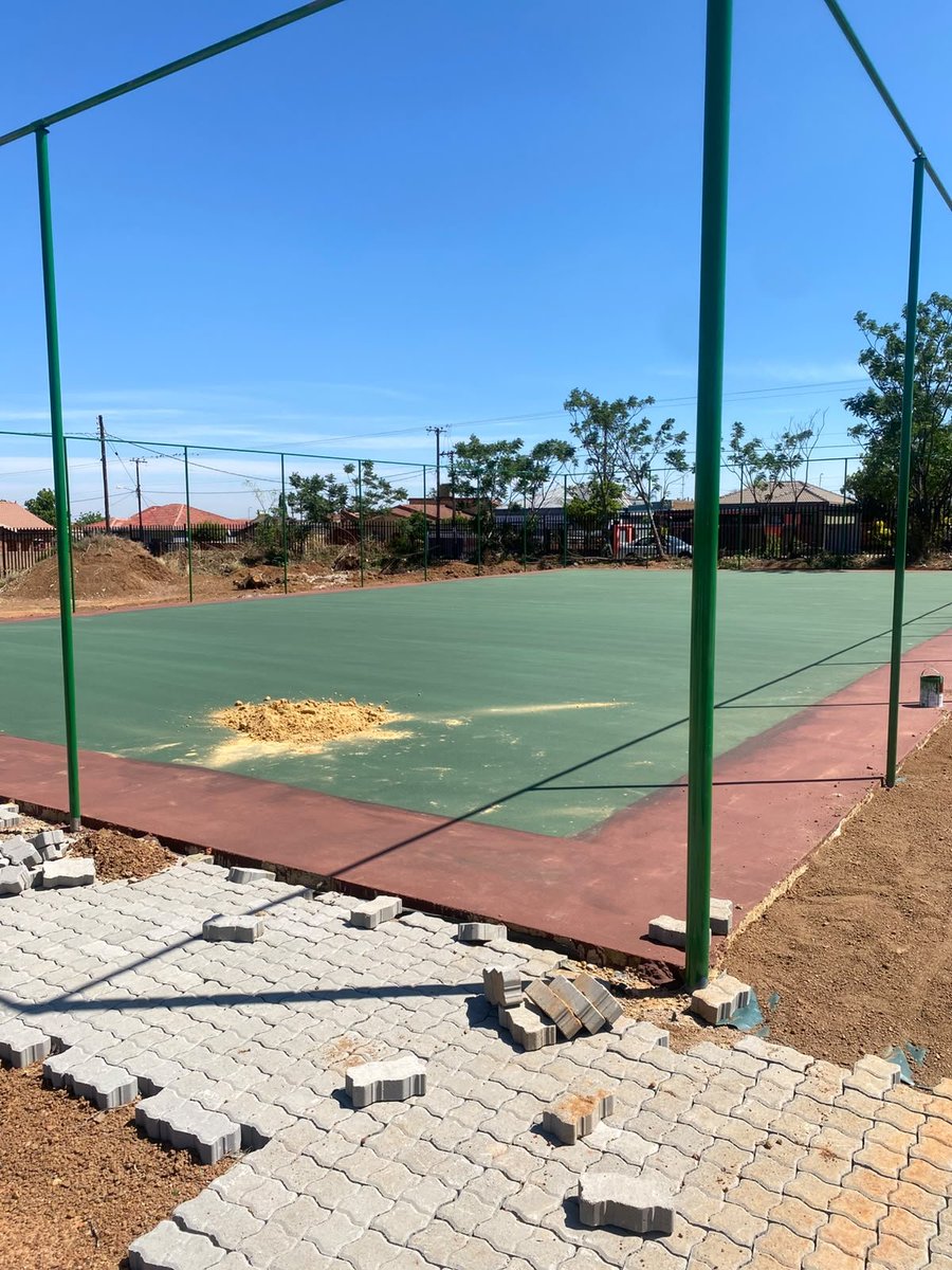 GPDID's tweet photo. 🏫 Bafeti LSEN School | Mabopane
Bafeti LSEN School is moving closer to completion, with paving and landscaping underway. 

The project includes renovated and new buildings, sporting facilities, walkways, parking and fencing to improve the learning environment for learners.

🚧 Quality and safety remain a priority.
The A-Team has identified roof structures requiring attention, along with outstanding fire safety equipment, gas and air-conditioning systems, lighting, CCTV and sports facilities. These issues need to be addressed to ensure compliance with quality and safety standards.

🛠️ Slow progress, municipal approval for the Occupation Certificate remain key concerns requiring urgent attention. 

The Department continues to monitor progress and follow up on outstanding work towards safe and successful project completion.

#TacklingG13 #GrowingGautengTogether