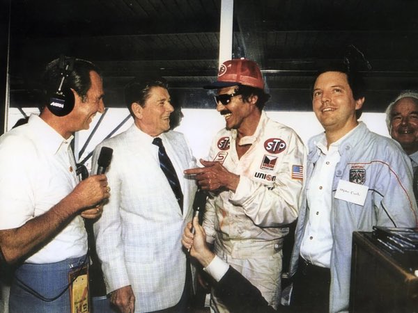 yankeejerseyite's tweet photo. @5KLNASCARFAN The truth shall set you free! https://t.co/cUQYyYKp63