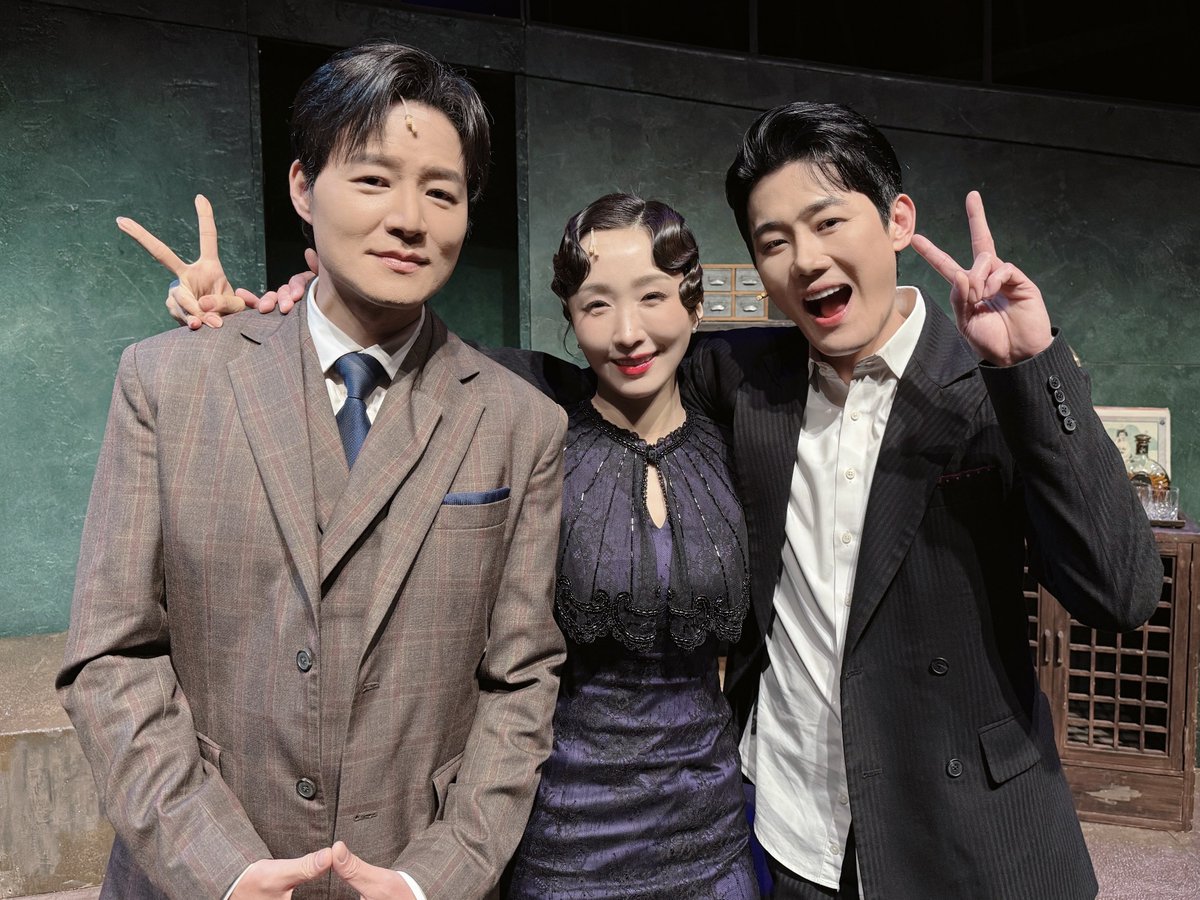 NeoGloomyday's tweet photo. [사의찬미 2026 2ND STAGE]

🌊 파이팅콜 공개

#유승현 배우의 마지막 공연 파이팅콜 영상을 공개합니다.

_
2026.09.08-10.25
링크아트센터 페이코홀 https://t.co/gSUC2VmMJk