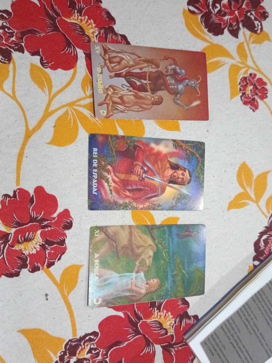 Cherryelpl's tweet photo. Meu amigo e outro amigo meu falaram q ficaram ruim esse mês e tipo ruim msm, conheci o outro grupinho deles e mano não senti energia boa de jeito nenhum,meu amigo disse q tava ruim e iria falta hj,pous minha intuição mandou eu tirar cartas e saiu essas 😨👹☠️💀 nada de bom https://t.co/apqF6EyTDf