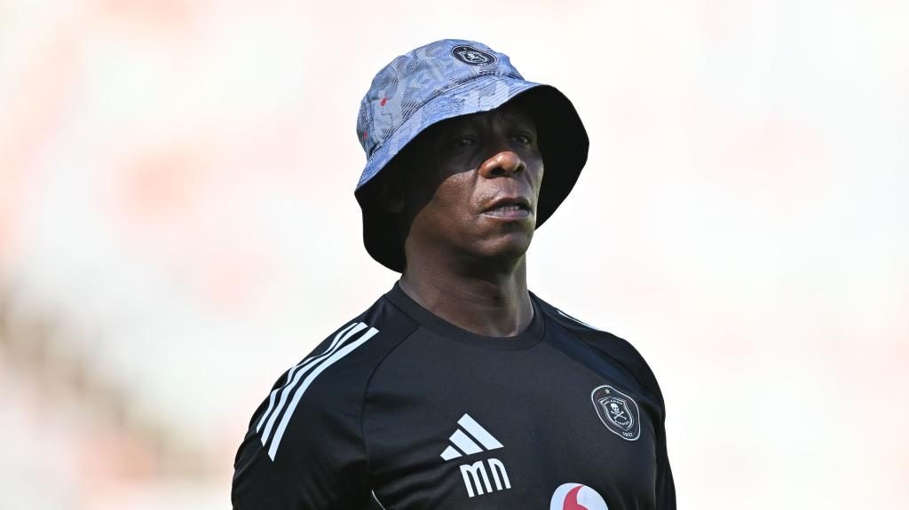 iDiskiTimes's tweet photo. 𝗞𝗛𝗢𝗭𝗔'𝗦 𝗠𝗘𝗦𝗦𝗔𝗚𝗘 𝗧𝗢 𝗡𝗖𝗜𝗞𝗔𝗭𝗜 ☠️

“Mandla leaves with our gratitude and our blessing. His contribution to Orlando Pirates has been evident throughout his time with us. 

We respect his wish to pursue this new opportunity and wish him success as he takes on a new responsibility."