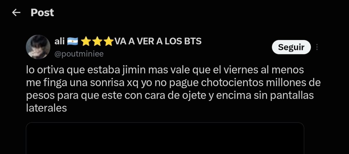 btswingsjm7's tweet photo. Burlarse de Jimin, insultarlo y disfrazar la falta de respeto de humor solo porque no conocía el pogo y pidió que dejaran de empujarse por su bienestar no tiene nada que ver con la cultura. Y arrojarle cosas tampoco es aceptable. Ojalá reflexionen sobre las actitudes que están normalizando y entiendan que comentarios como los de la imagen no son simples bromas, sino muestras claras de que son antis.

Para colmo, el post de la imagen tenía demasiados likes y no solo este post hay muchos más. 

RESPECT JIMIN
WITH JIMIN TILL THE END