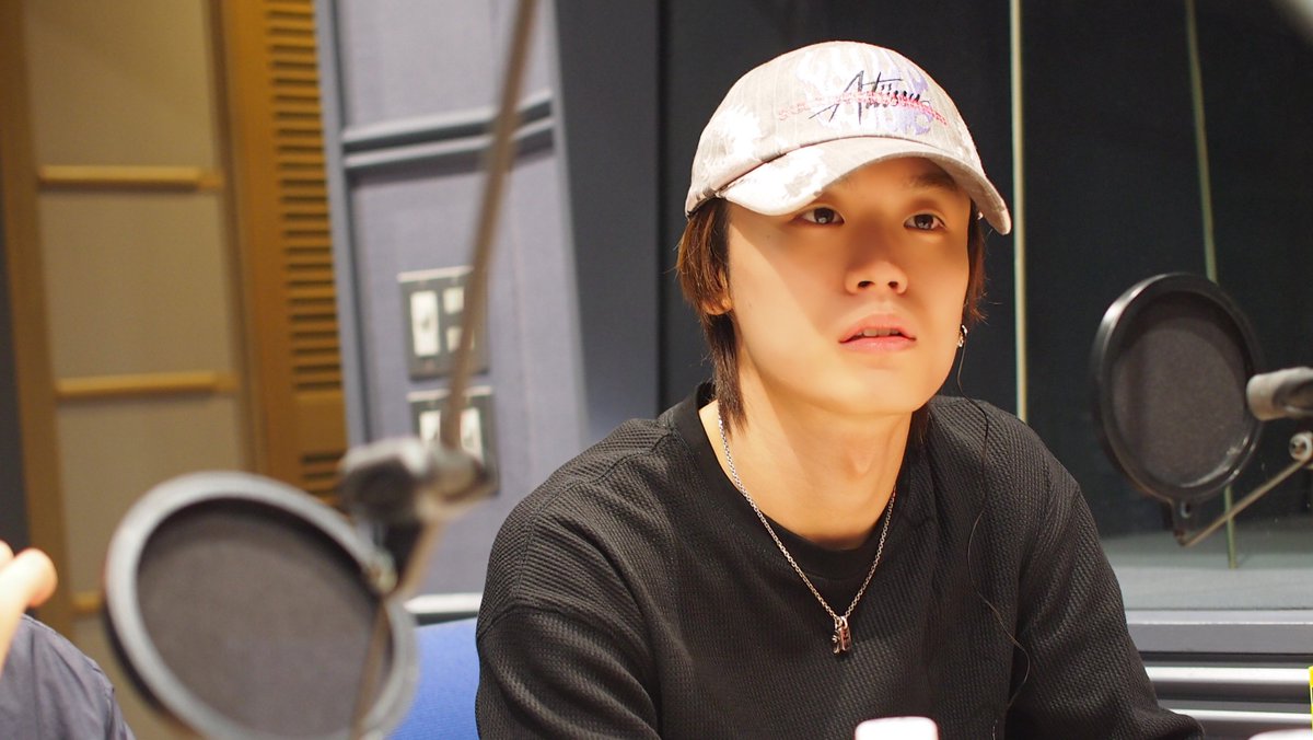 STARGLOWTHEBASE's tweet photo. #MAZZEL vs #STARGLOW
#BMSG イントロクイズ対決💥

結果は…MAZZELチームの勝利！

SEITOさん
俺のBMSG愛が伝わった？

📮#スタベース でPOST📮
https://t.co/VyOEgddNMh https://t.co/jRE4vtHlHB