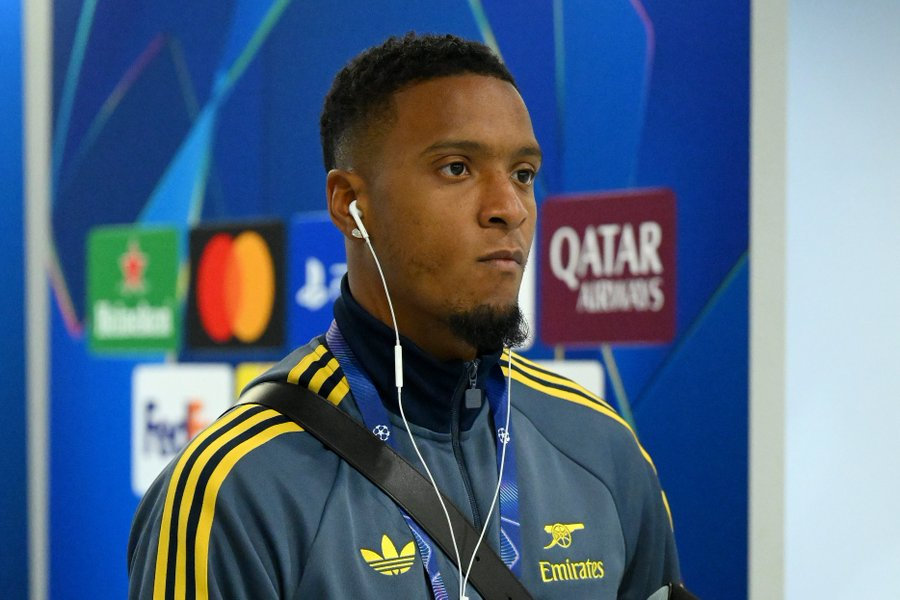 WhoScored's tweet photo. Ezri Konsa has the highest pass accuracy (96.9%) of any player in the #UCL this season (265+ mins). 📊🎯 https://t.co/GlwMze2Ru7