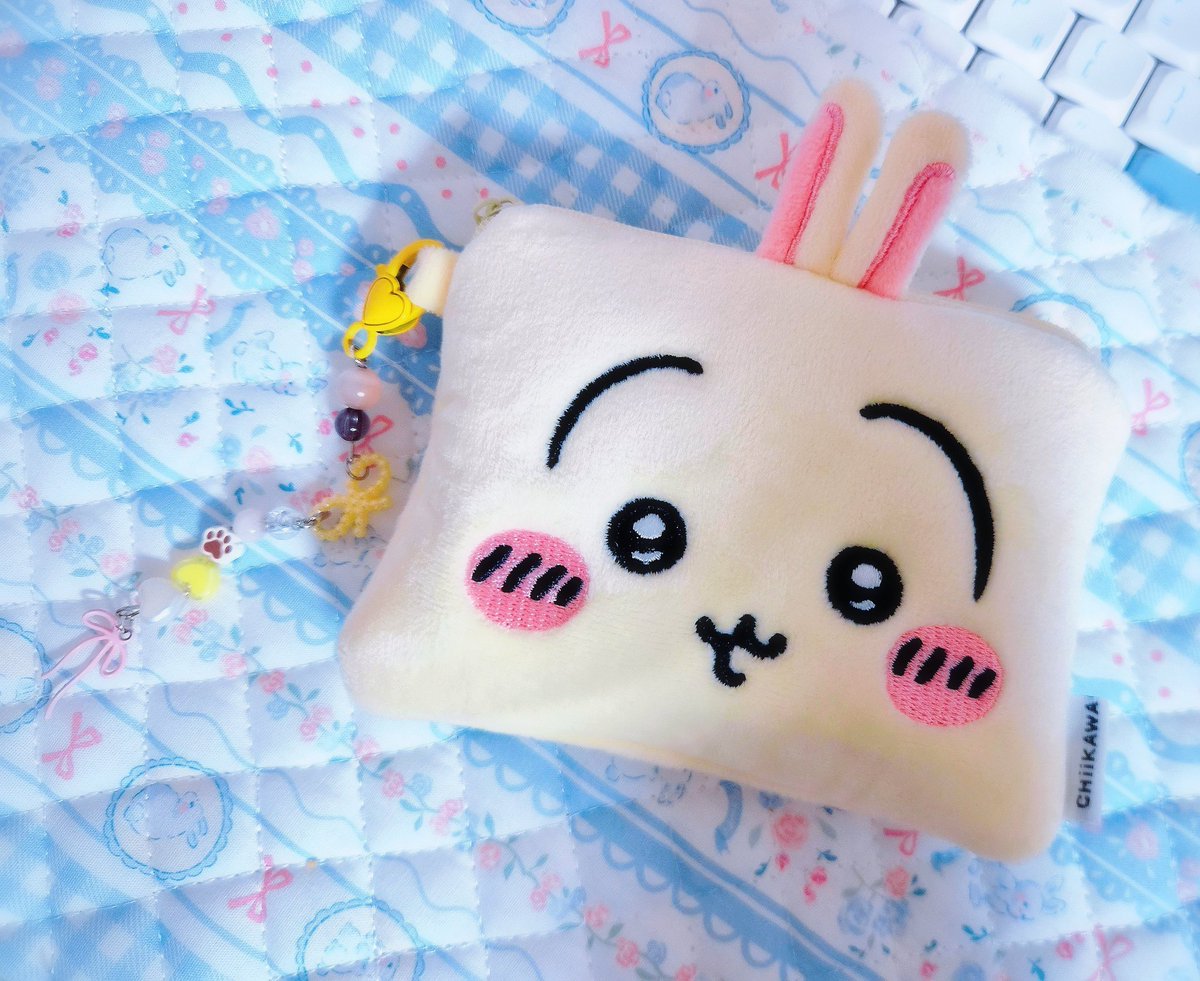 White_back7 tweet picture