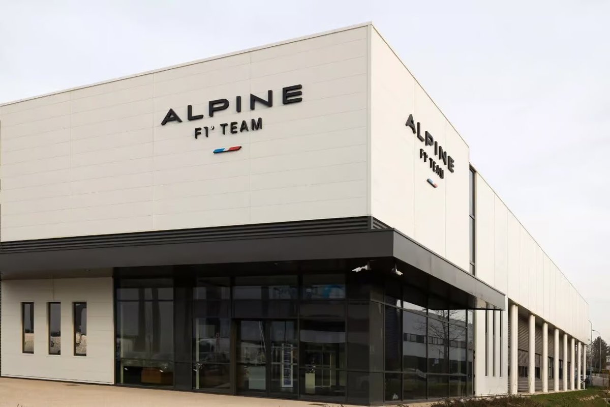 LeSprintEdition's tweet photo. OFFICIEL : RENAULT LANCE LE PROCESSUS DE VENTE DE SON SITE HISTORIQUE DE VIRY-CHÂTILLON AU GROUPE BELGE DUMAREY ! 🚨

Via AFP

#F1 #USGP https://t.co/HZHe5d3TIi