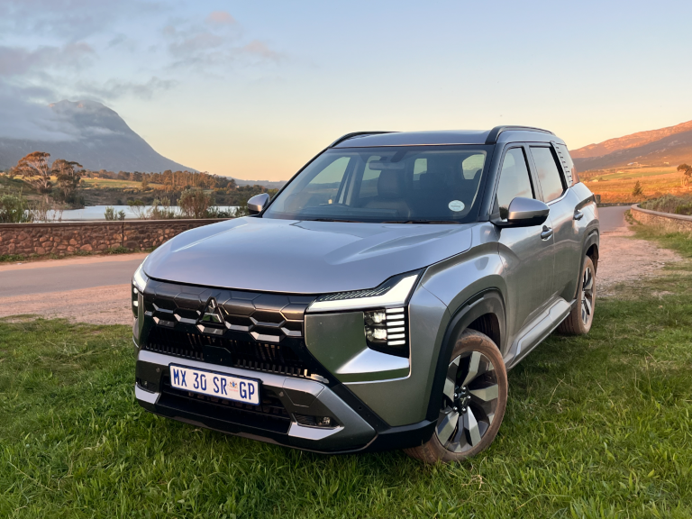 AutoTraderSA's tweet photo. For those of us who will never enter Prado and Ford Everest territory, there are some stellar 7-seater SUVs around for families, and they're under R600k. Which one would you pick? https://t.co/A6TMBWi5cb https://t.co/dEns8qytOn