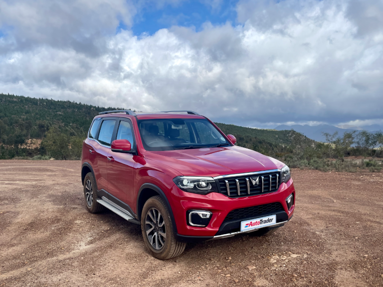 AutoTraderSA's tweet photo. For those of us who will never enter Prado and Ford Everest territory, there are some stellar 7-seater SUVs around for families, and they're under R600k. Which one would you pick? https://t.co/A6TMBWi5cb https://t.co/dEns8qytOn