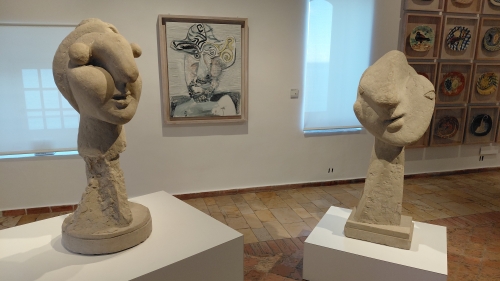 EatDestination's tweet photo. Right on the Mediterranean on the French Riviera is an old fortress that now houses one of the best Picasso museums in the world. Here's the story. https://t.co/qSwFsKXFLC
#antibes #france #picasso https://t.co/wUNxAoHuzY