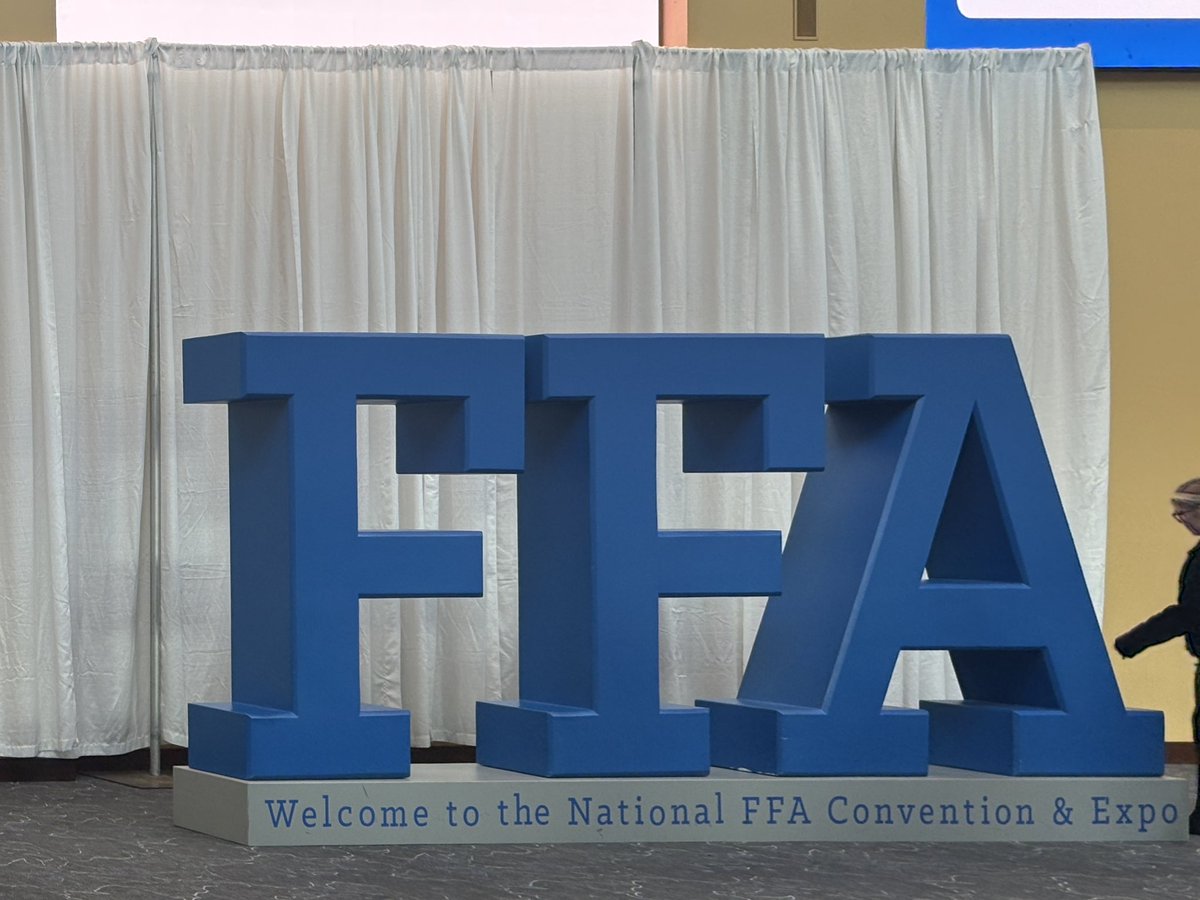 ChrisGearlds's tweet photo. Looking forward to my first session at the #FFA conference.  #DecaturProud https://t.co/A34P3yKd4T
