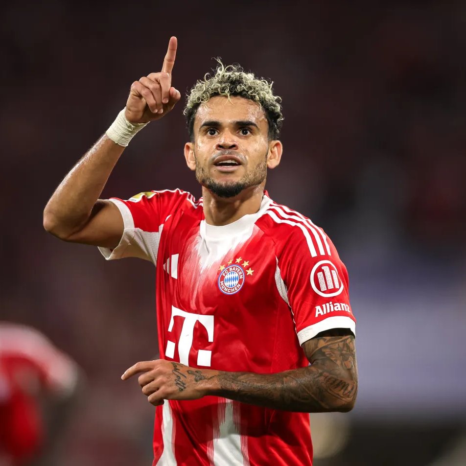 TouchlineX's tweet photo. 🚨 𝗡𝗘𝗪: Luis Díaz will be out for 4 to 6 weeks.

— @kerry_hau https://t.co/5LoAkzmNOM