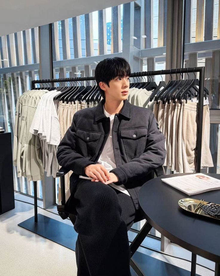 Seojkjin's tweet photo. https://t.co/igE2s8LwG2