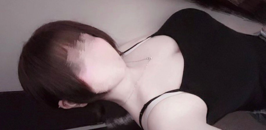 Alexrdzzamora's tweet photo. きになるひといたらdmください😿きんけつです、😿 #裏アカ女子  #貢ぎマゾ  #いいねでdm https://t.co/mLFUzSB9Vv