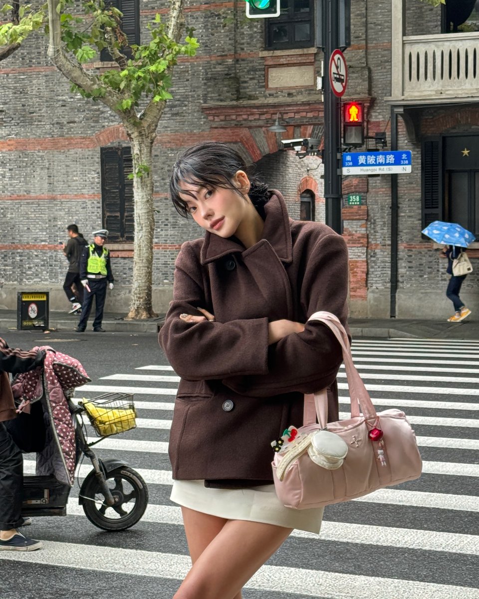 allanmadson's tweet photo. 君の声を聞くだけで、一日の疲れが吹き飛ぶよ。 🤔
mrOEq https://t.co/ETcAwCVTko