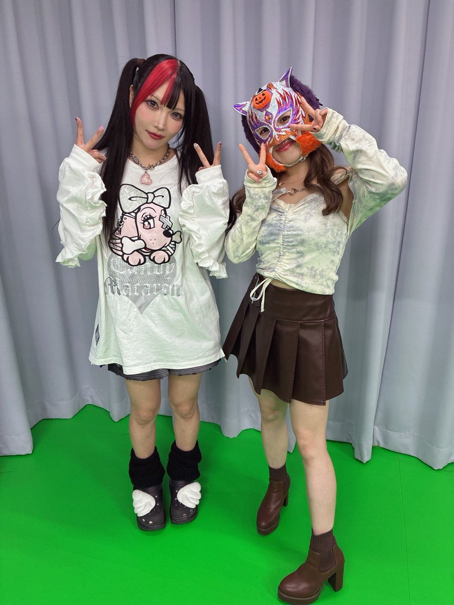 StarLight_Kid11's tweet photo. Trouble Friends🐯🎀

トラフレ‼️
トラフレ‼️
トラフレ‼️

#SLK
#NEOGENESIS
#STARDOM https://t.co/ZeFOGWEQGP
