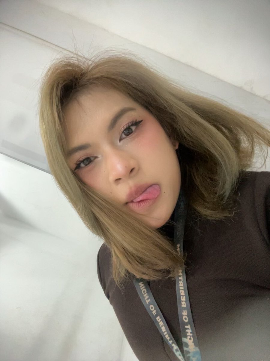 Ewaabcd_'s tweet photo. bakal sering post pap di kantor haha
#crossdresser #cder #femboy https://t.co/JfhdTcV7Gr
