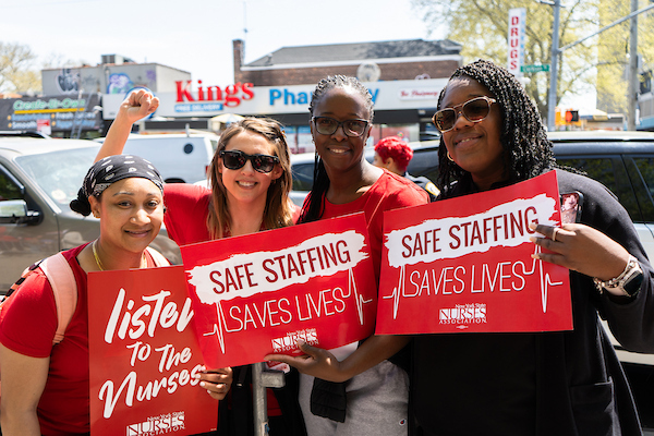 nynurses's tweet photo. TODAY: NYSNA nurses at @NYCHealthSystem @KingsCountyHosp will hold an emergency rally at 12pm with elected officials &amp; labor allies! Nurses are speaking out to demand the reinstatement of a NP who was suspended for bringing up staffing concerns. Tune in at https://t.co/yXT3d7oKcv https://t.co/r9PDftmFQK