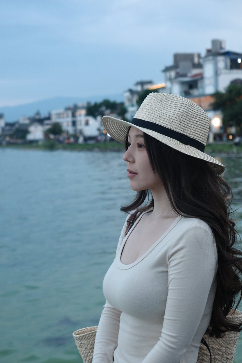 wnwn34343's tweet photo. Some Photography in Dali (Second Time)

#photography
#portrait
#作品撮り https://t.co/DPoFJehNnN