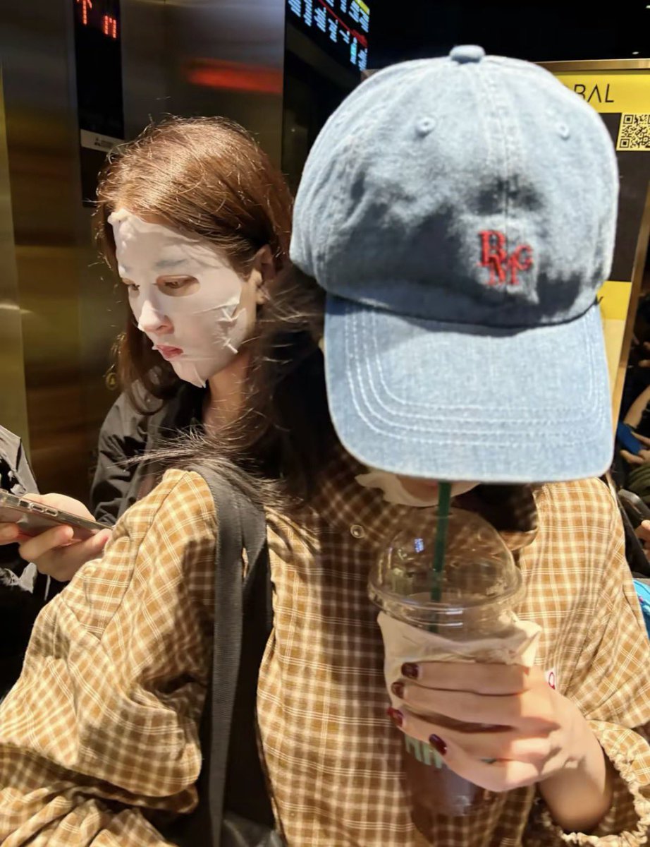 babybyy0's tweet photo. Girlfriend 🤟🏻 https://t.co/kJIVhZfGRp