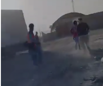 DailySangar's tweet photo. Unverified reports suggest intense fighting near the Mizani police checkpost and the FWO camp, with unconfirmed claims of weapons seizure and casualties, including intelligence personnel.

Independent verification is awaited.
#Balochistan #Gwadar #SangarNews #BLF #OperationAlmas #BreakingNews #GwadarAttack #PakistanArmy #GwadarClashes #SecurityAlert