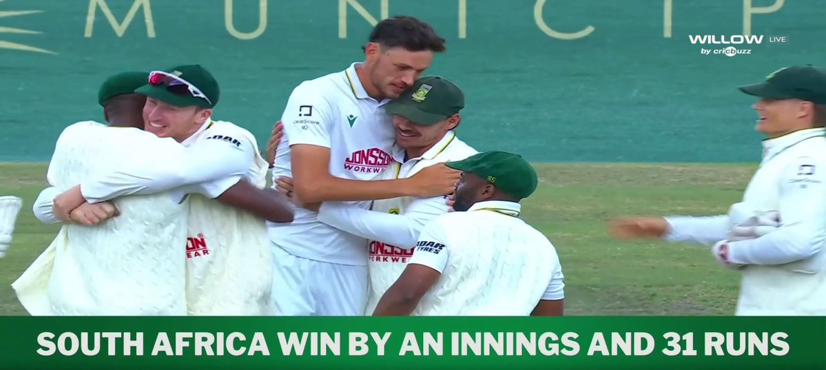 whypratik's tweet photo. South Africa thrashed Aussies made series 1-1.
#AUSvSA #indvnz  #marcojansen https://t.co/uzHR7c4Jtw