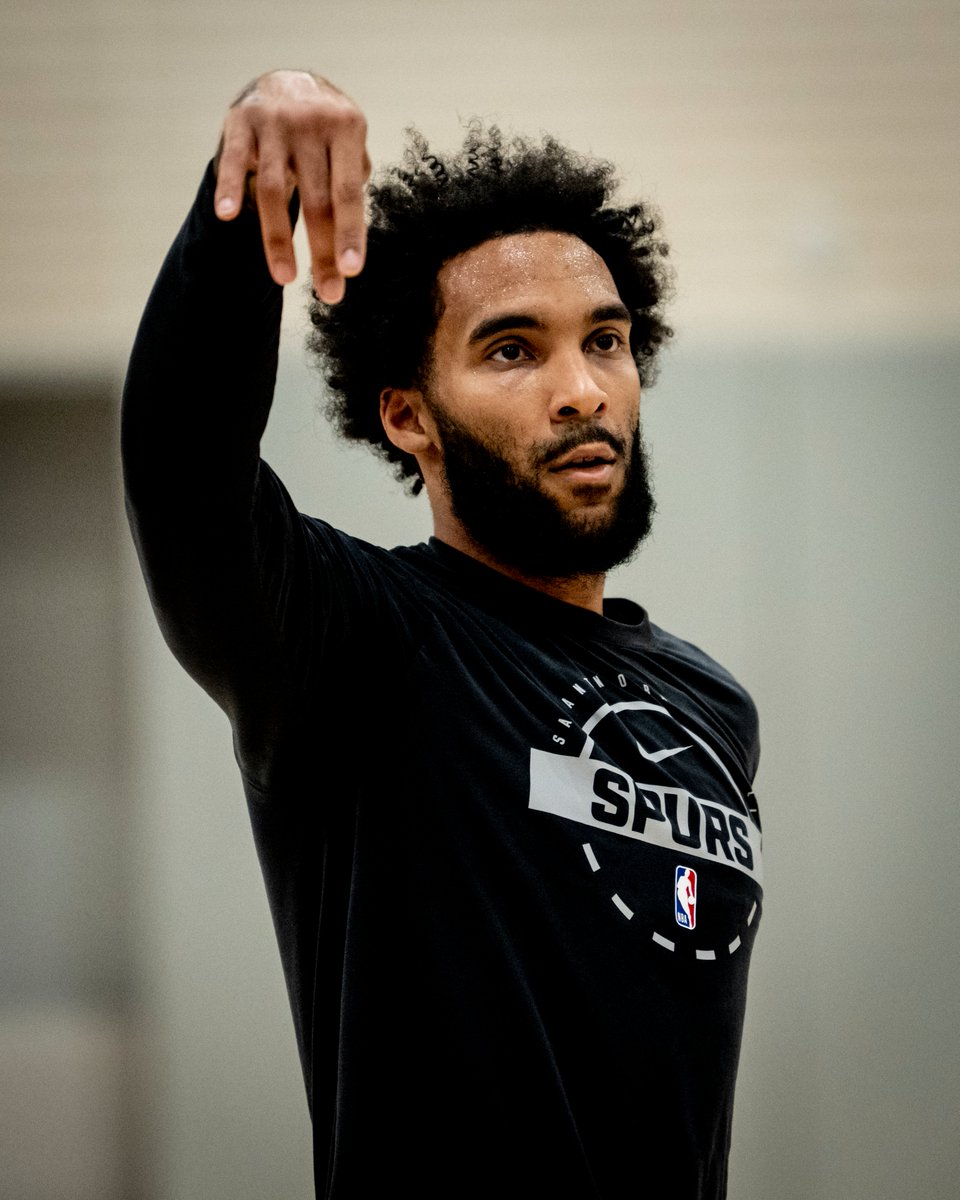 spurs's tweet photo. The work continues ⏳ https://t.co/3DdKDxF5SQ
