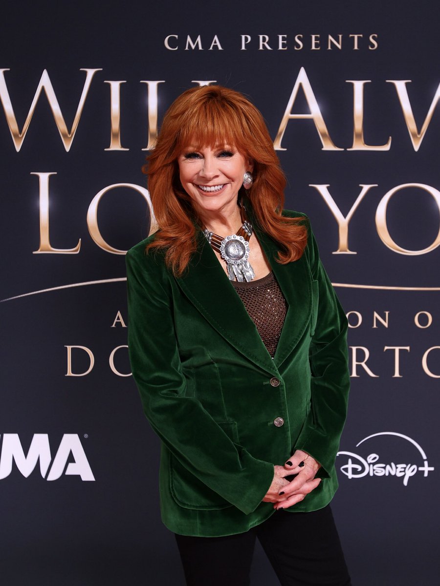 reba tweet picture