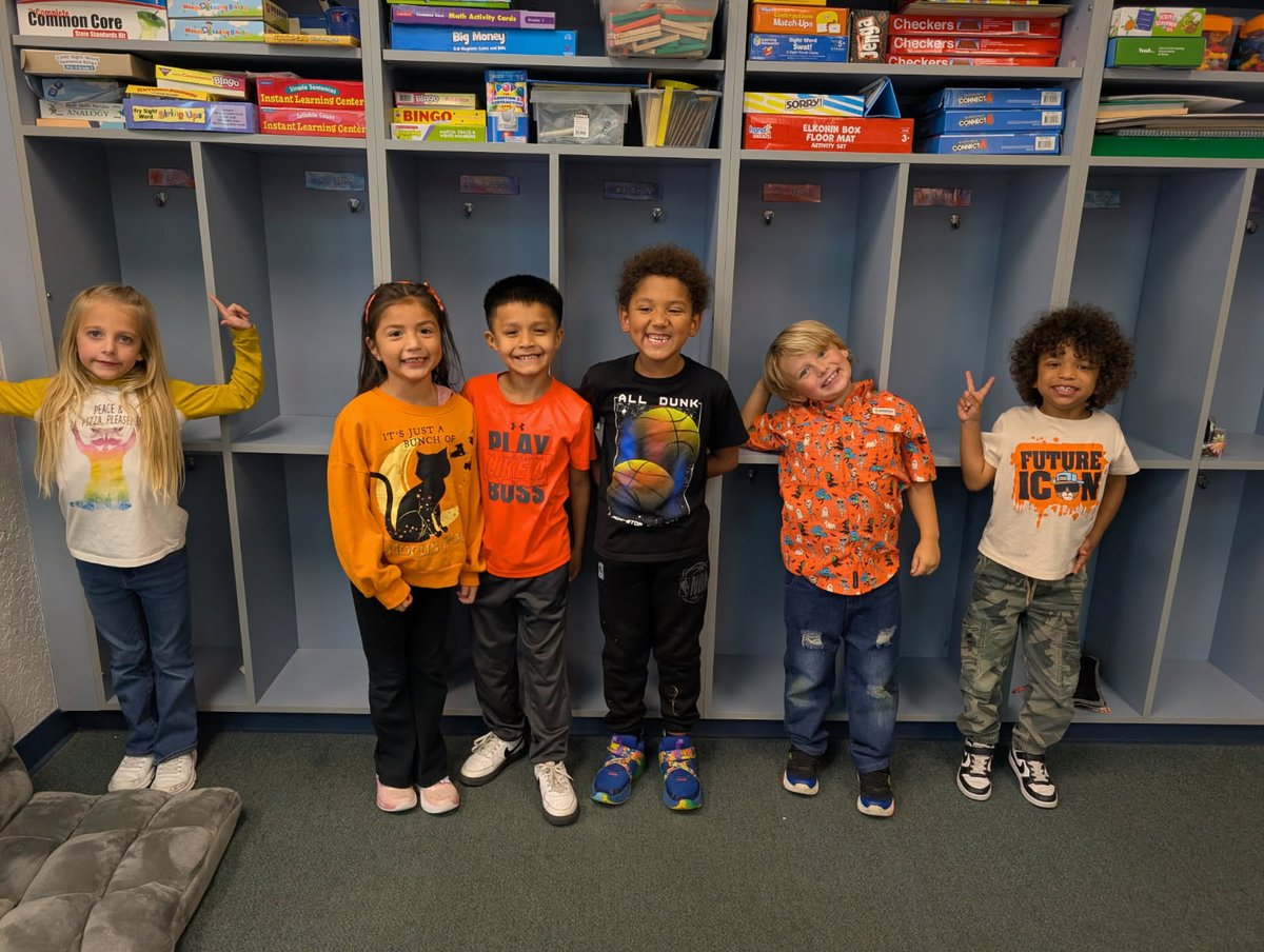 NCSaferSchools's tweet photo. @JonesPublic submitted photos of students and staff wearing orange Oct. 21 to mark #UnityDay.
Thank you for supporting our efforts to end bullying and cyberbullying!
#CFSS #NCSchoolSafety #NationalBullyingPreventionMonth
@SBI1937 @ncpublicschools @StopBullyingGov @PACER_NBPC https://t.co/T2WRA57ZJZ