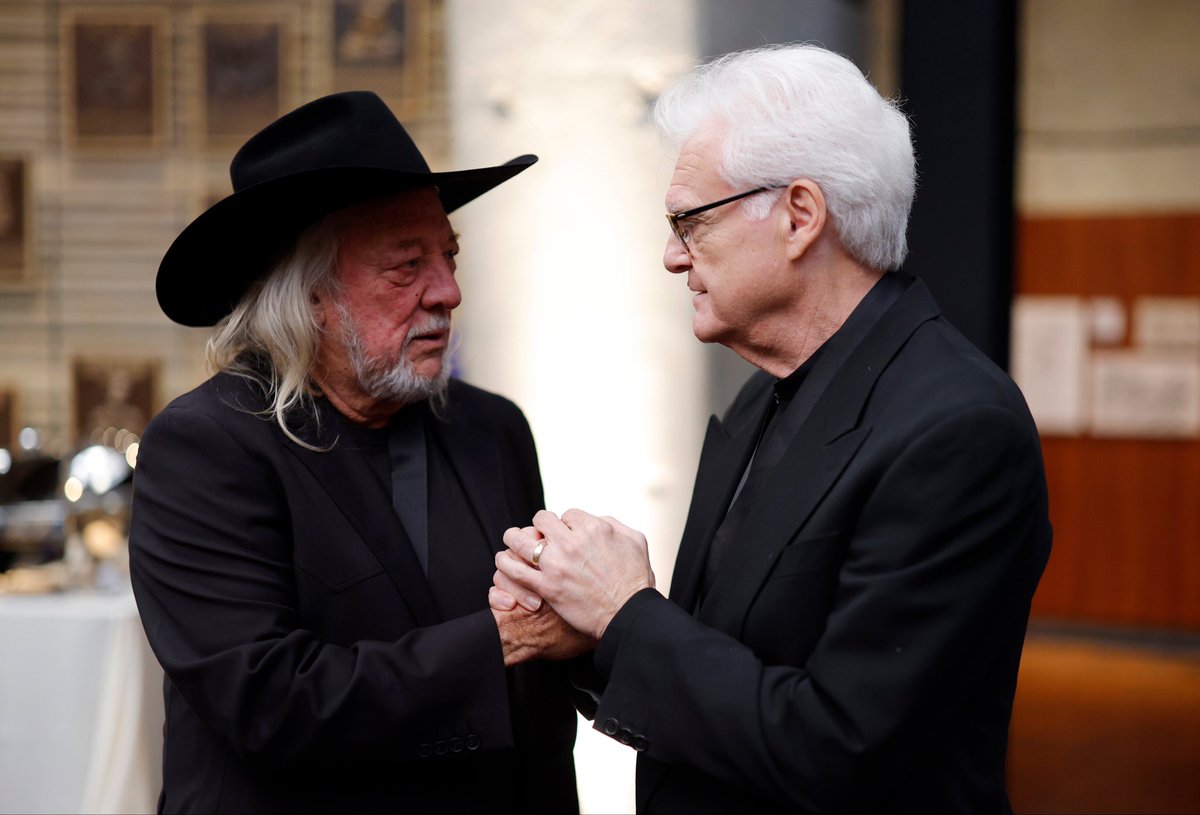 RickySkaggs's tweet photo. I was so sad to hear that my good friend @johnanderson has passed away. I just saw him on Sunday at the Hall of Fame Induction. I hugged him and told him that I loved him, and he told me that he loved me too. I just can’t believe he’s gone from this life, but I know where he is, he’s with Jesus!! John was one of the greatest singers and he had the most unique voice in Country Music. I will miss his big smile and big hug!!
-Ricky Skaggs

photo credit: Jason Kempin/Getty Images for the @countrymusichof
