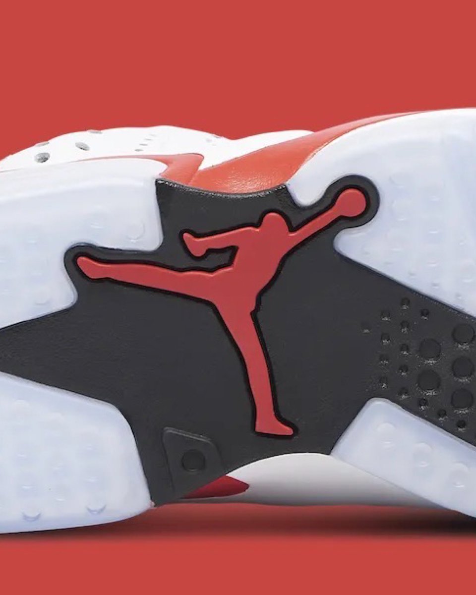 JustFreshKicks's tweet photo. RETAILER LOOK: Air Jordan 6 OG “White Infrared”  🤍❤️

• November 7th
• Family sizing
• $215 https://t.co/7ifKo4FXAS