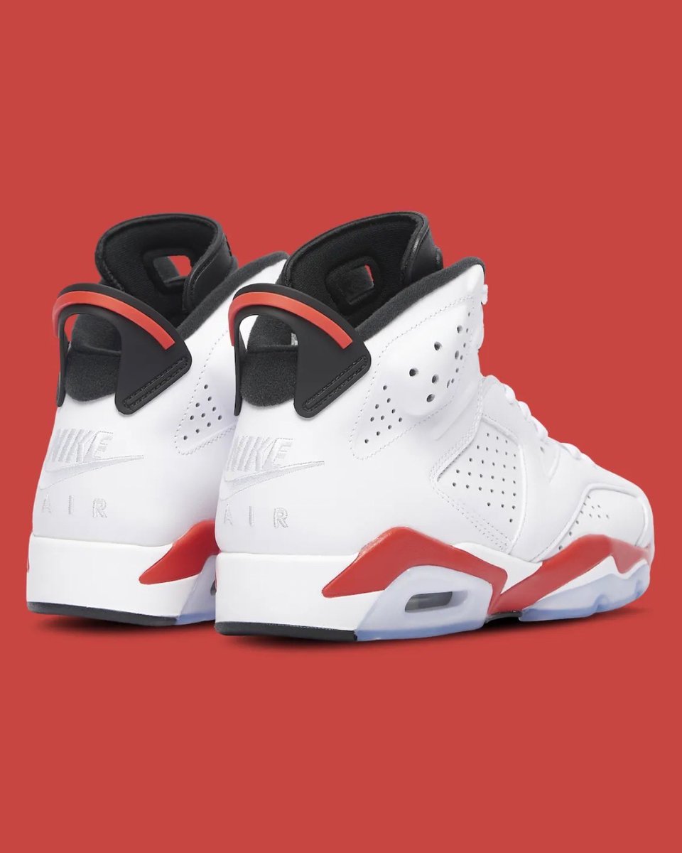 JustFreshKicks's tweet photo. RETAILER LOOK: Air Jordan 6 OG “White Infrared”  🤍❤️

• November 7th
• Family sizing
• $215 https://t.co/7ifKo4FXAS