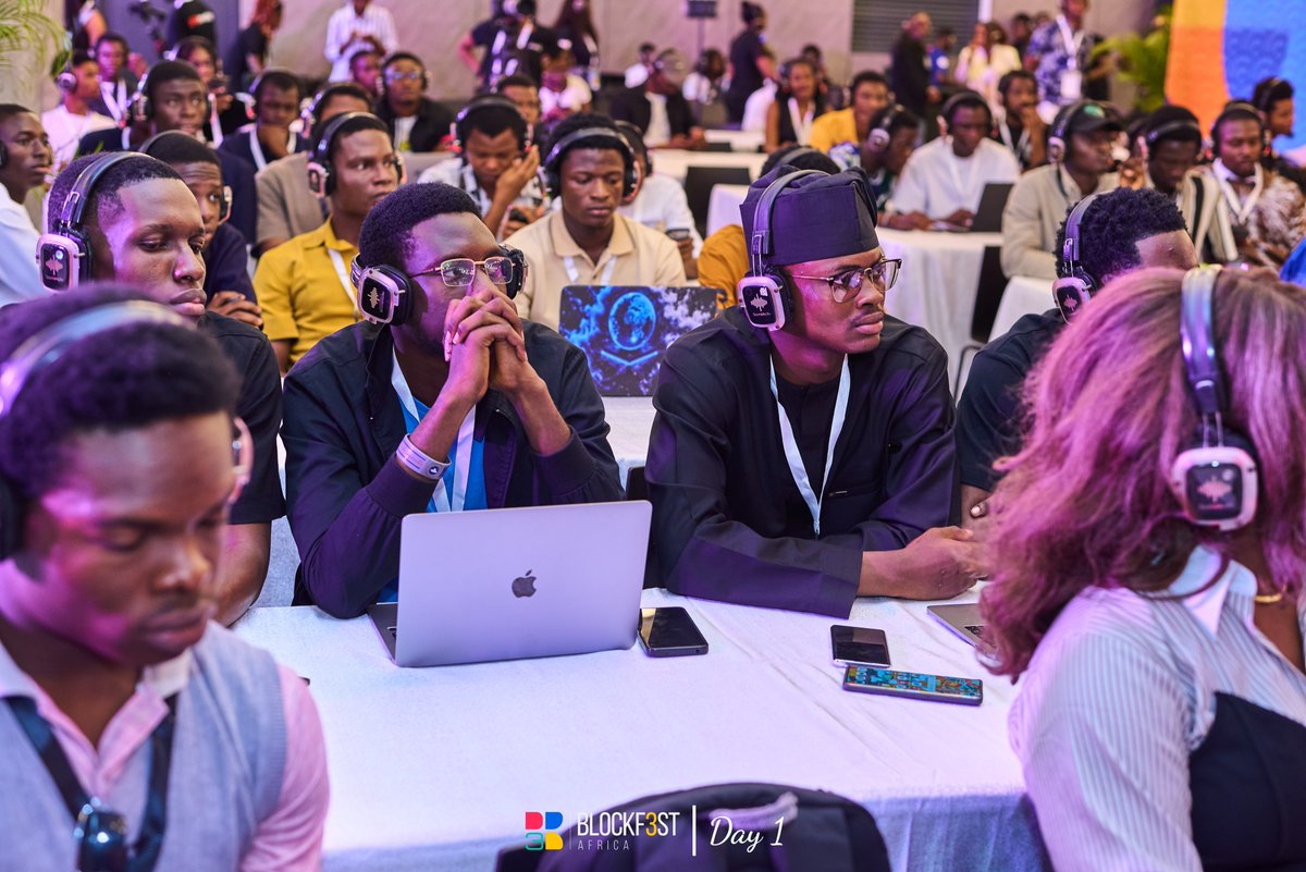 blockfestafrica's tweet photo. 𝐈𝐍𝐒𝐈𝐆𝐇𝐓𝐒 𝐓𝐇𝐀𝐓 𝐌𝐀𝐓𝐓𝐄𝐑. 

A few moments from Tobiloba Adedeji's session at Blockfest Africa 2026.

#BlockfestAfrica #BlockfestAfrica2026 #TheNewTradeRoute https://t.co/bHklHocTBo