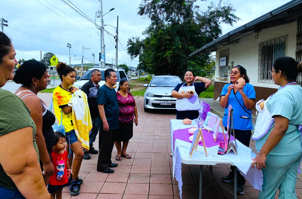 Salud_Guayas's tweet photo. #Progreso | Obstetra realiza casa abierta y conversatorio sobre Prevención del Cáncer de Mama 🩷, a fin de exponer las causas y consecuencias, mitos y verdades, factores de riesgo cancerígeno, hábitos saludables y formas de identificar a tiempo este trastorno oncológico. https://t.co/M8RZjC2BIX