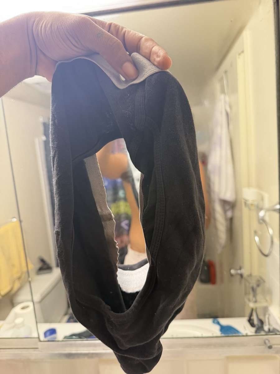 drain3dbyj's tweet photo. Which ones should I wear??? π΅βπ«π
#findom #finsub #cashmaster #cashslave #cashsub #humanatm #assworship #paypig #paypigs #kink #Locktober #nsfwtwt #dombully #caged #sph #techdom #anydesk #kidslox #cashfag #debtcontract #underwear #briefs https://t.co/FUG6Z6g2jO