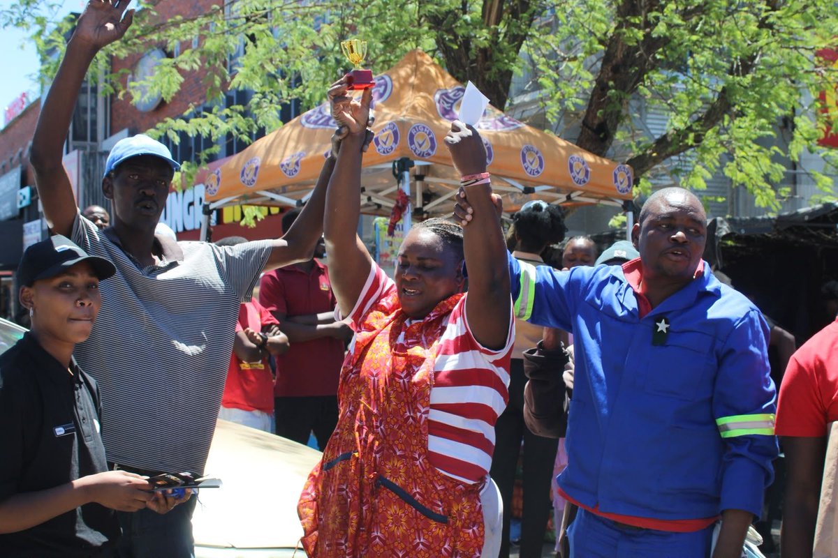 theLearningT's tweet photo. Bara Taxi Rank was nothing short of amazing! 🏀💡 We teamed up with Soweto Basketball Academy to get the community involved, with our mascot right in the middle of the action! 🔥

Share a photo of your #LightsOn2026 activation in the comments! 💡

#AfterSchoolSA #SwitchedOn https://t.co/RIHopYJ4WK