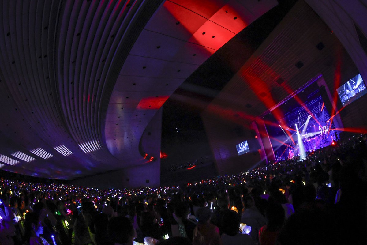 VictorMusic's tweet photo. 💎ROIROM🍯

＼ ROIROM初のFCツアー完走！🎉 ／

「ROIROM FANCLUB TOUR 2026 “LIGHT IT UP”」
全国4都市・全公演SOLD OUT！
さらに追加公演も実施し、大盛況のうちに幕を閉じました✨

ご来場いただいたcHaRmの皆さま、ありがとうございました！

10/28(水)発売 1st Single『MISTIA』もお楽しみに💿

🔗「MISTIA」配信中
https://t.co/tCsj9gQeXh

🔗1st Single『MISTIA』予約受付中
https://t.co/QMKPfVPQHA

#ROIROM #ROIROM_LIGHTITUP2026