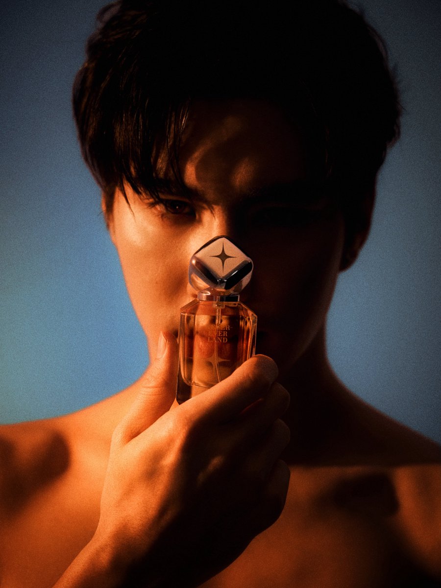 PeterPanzz_OFC's tweet photo. 1️⃣🌟 
More information about the perfume will be released soon, please stay tuned. 🙌🏻

#NeverEverLand #peterpanzz_w

 ARE YOU READ FOR WHAT’S COMING? https://t.co/pKY8sICGSx