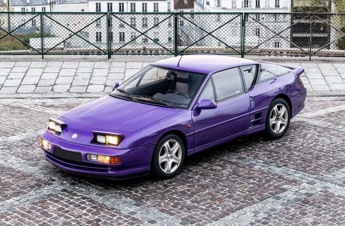 FlawlessSpec's tweet photo. Alpine A610 https://t.co/OdTXu6Z31M