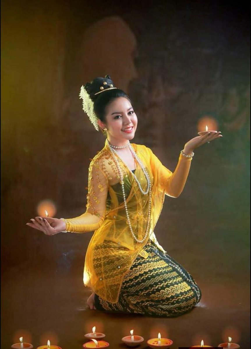 PoeEi58725's tweet photo. Using Myanmar’s cultural heritage means acknowledging its origins. Our culture deserves respect, recognition, and proper credit. @GMMTV 

GMMTV Accountability

#RespectMyanmarCultuer 
#CreditOurHeritage https://t.co/5rwrSqSZCF