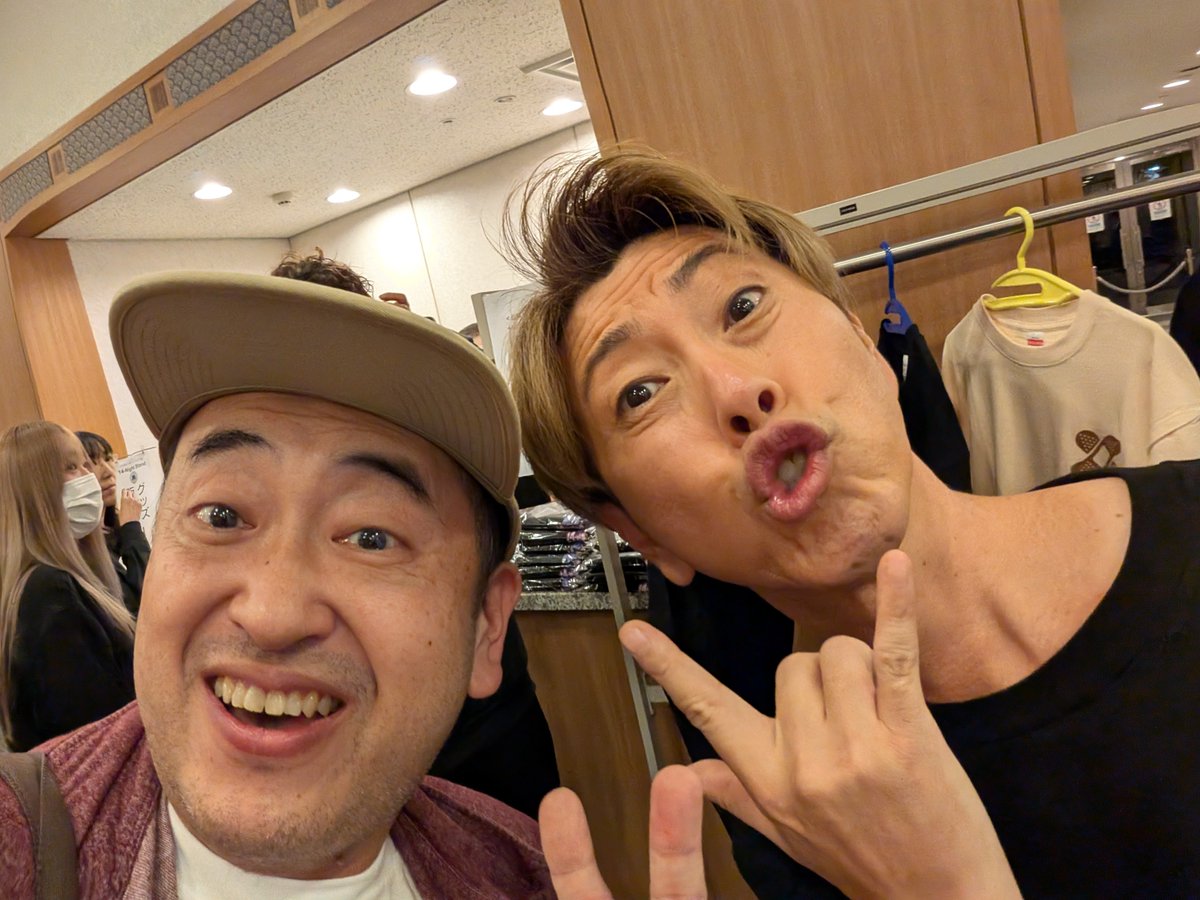 saikoro_no_taka's tweet photo. 森脇和成さん😄😆😆
ご本人様より写真掲載の許可をいただいております😄😄😄
#劇団ノーティボーイズ
#森脇和成
#14NightStand https://t.co/ASnVtWdsMu