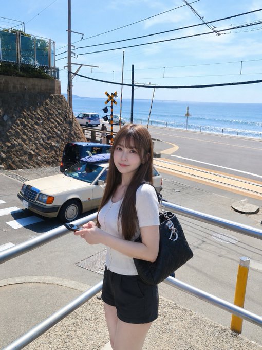 Charming_i's tweet photo. ブスから誘ってきたらどーします…？ https://t.co/DAYTv6qUk3