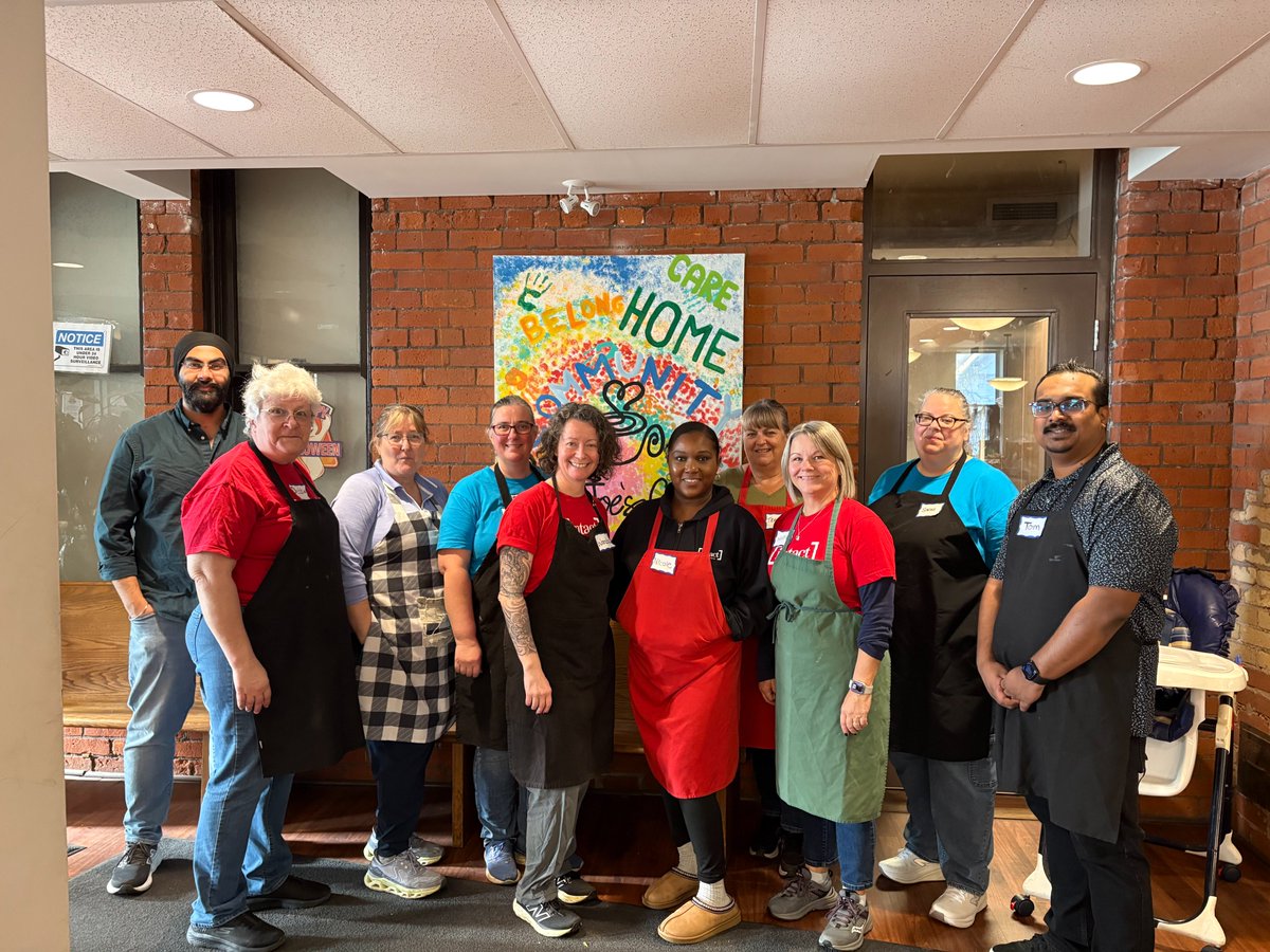 CSJCdn's tweet photo. Celebrating 10 years of giving back with @IntactInsurance at our St. Joe’s Café in London, ON! We are grateful for the support and partnerships that make a difference in our community. ❤️ #CommunitySupport #Volunteerism #ldnont https://t.co/jbCF5Od6OD