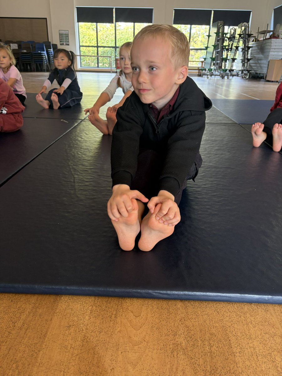 LEOsports7's tweet photo. 🏆⚽ Halfway through Week 1 of our October Sports Camp at @HurstParkSchool ,

From football and tennis to dodgeball  esports and fun mini games, there’s been plenty of action, laughter and smiles!

We can’t wait to see what the rest of the week brings!  🎾🏑🥅 https://t.co/7WJ1NbImGg