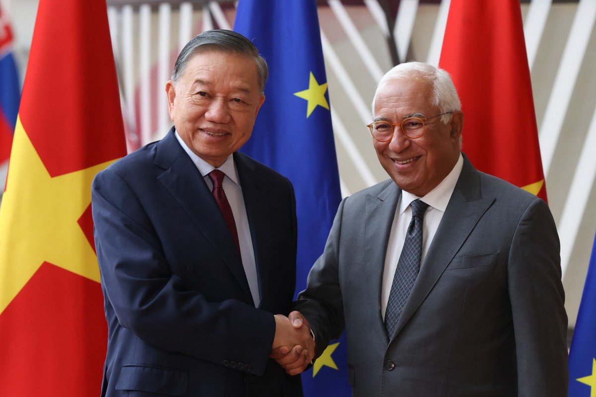 eucopresident's tweet photo. It was my pleasure to welcome President of Viet Nam, Tô Lâm, to Brussels. 

President Tô Lâm’s visit today follows my visit to Hanoi in January of this year, when we elevated the relationship between the EU and Viet Nam to a “Comprehensive Strategic Partnership”. 

In an uncertain world, the EU and Viet Nam are proving that reliable and predictable partnerships matter. 

In spite of our geographical distance, we share the same vision to defend multilateralism and uphold the international rules-based order.  

We are now focused on developing our partnership further and investing in each other’s future: on green transition, critical raw materials, technology and innovation, strategic infrastructure and other sectors.