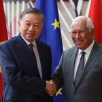 Photo by António Costa (@eucopresident)