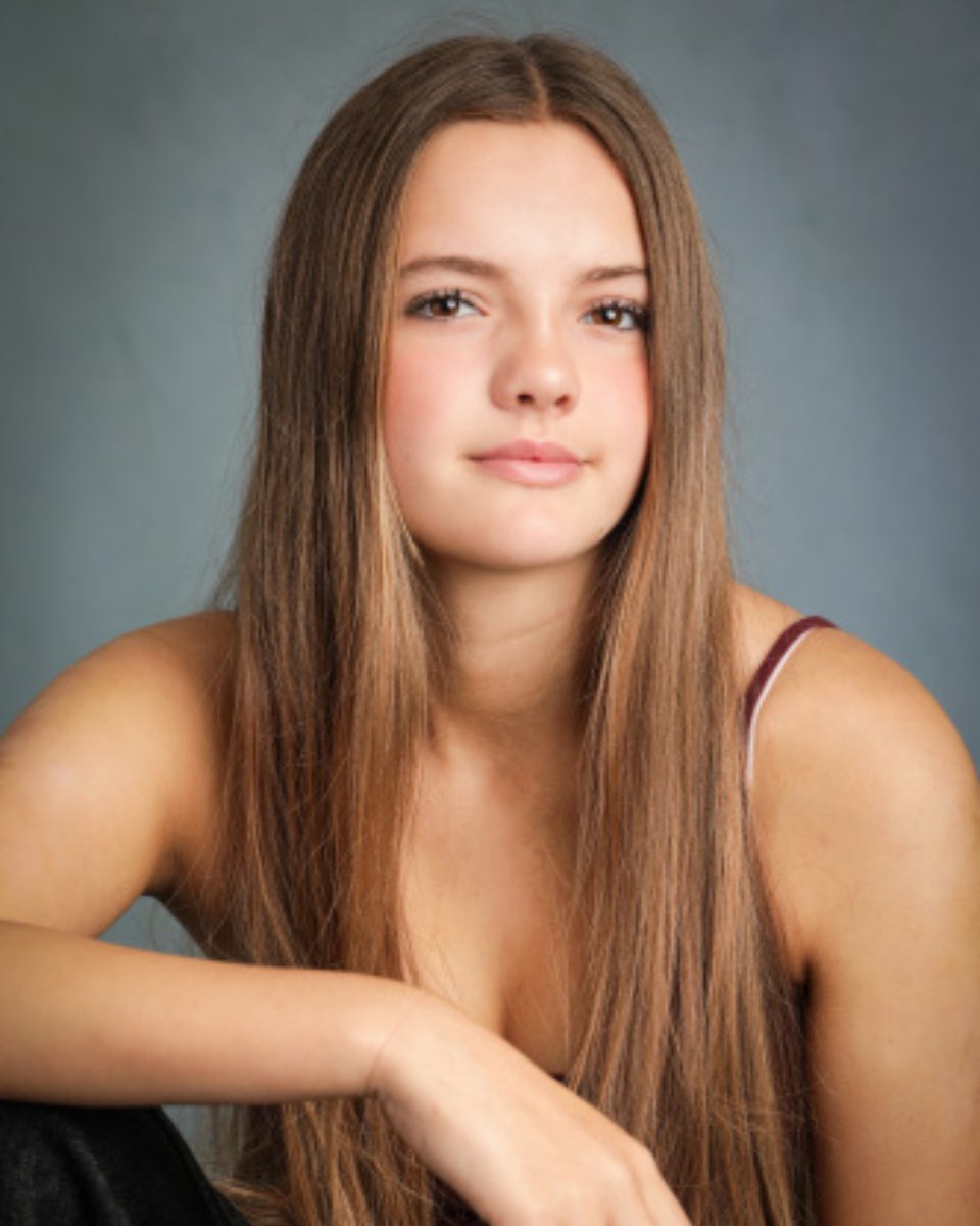 models_direct's tweet photo. Introducing our fabulous teen model Evie!

A lovely addition to the Models Direct books, bringing fresh energy, confidence and a natural smile in front of the camera! 

#ModelsDirect #TeenModel #TeenModelling #YoungModels #ModelPortfolio #ModellingAgency https://t.co/xI3v7a7t6E
