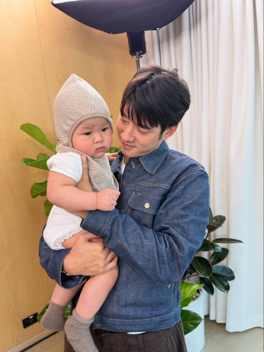 NT_BBH's tweet photo. พบรักเริ่มยืดแล้วอะะะ อ้วมตัวยาวเหมือนพี่ 1 ขวบเยยยยย🤏🏻 https://t.co/sg71h7eGCV