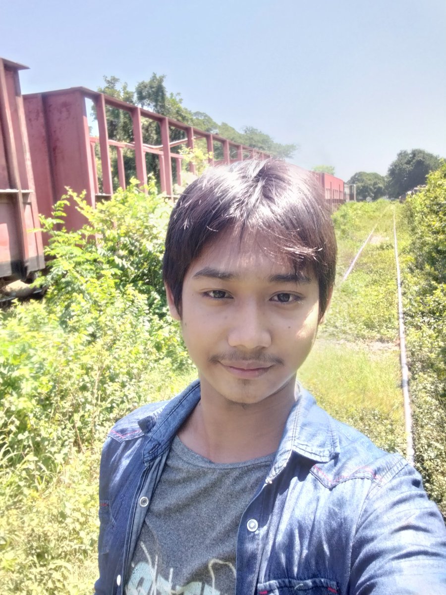 Harutobou's tweet photo. သီတင်းကျွတ် အထူးပရိုမိုးရှင်း
လာဟိုင်းတာနဲ့ရည်းစားဖစ်ပိ🤪😉 https://t.co/PsSd4Vrz4B