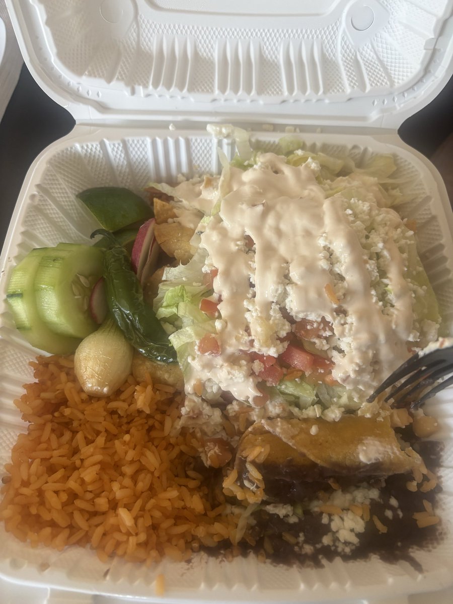 richstarzz's tweet photo. Taco Thursday 😌 #goodeats #Gambling𝕏 https://t.co/s1LzVxtCu3